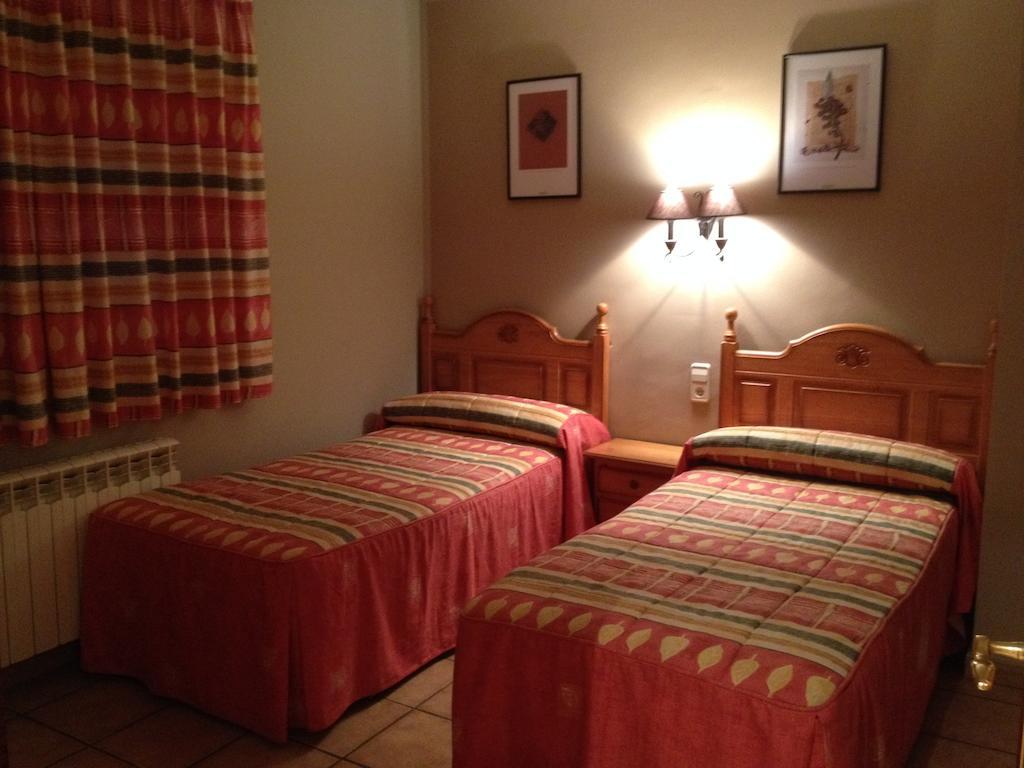 Apartamentos Residencial Fornocal Alquézar Zimmer foto